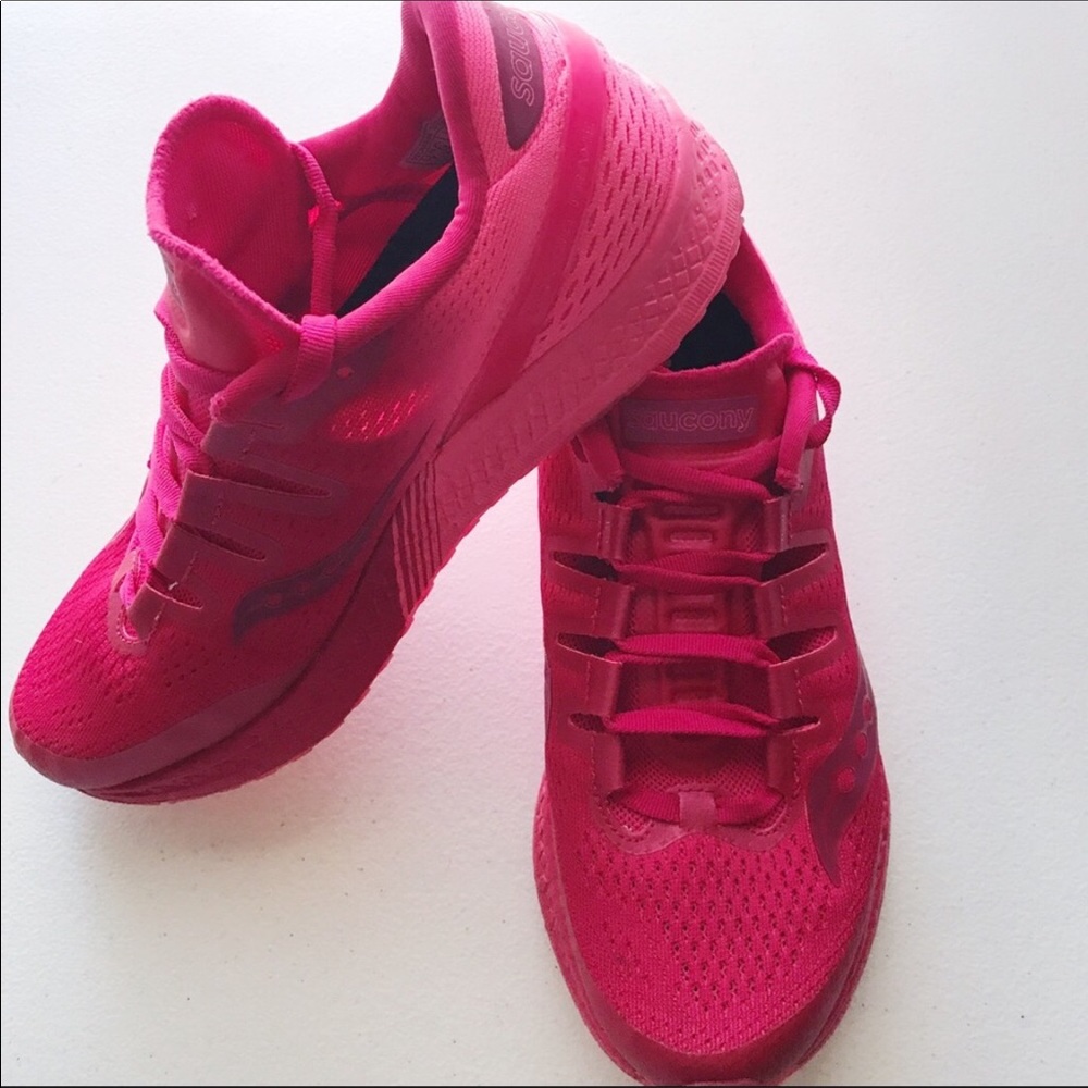 SAUCONY FREEDOM